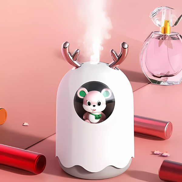 Humidificador de Aire Portátil con Diseño de Reno – Auto, Hogar y Oficina