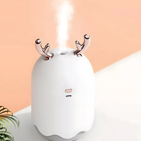 Humidificador de Aire Portátil con Diseño de Reno – Auto, Hogar y Oficina
